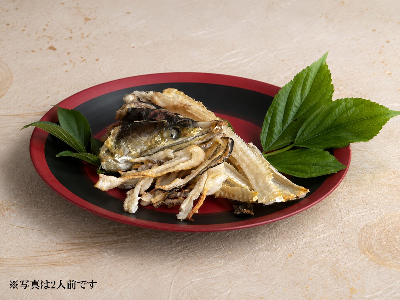 鱧しゃぶに添える骨焼き